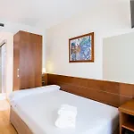 Longoria Plaza By Pandora 3*