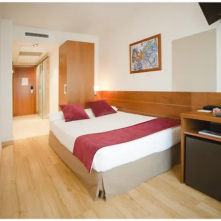 Longoria Plaza By Pandora Hotel