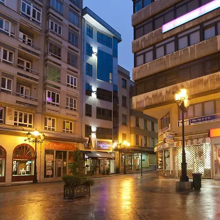 호텔 Duerming Longoria Plaza 3*