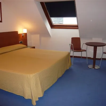 Hotel Longoria Plaza By Pandora Oviede