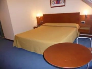 Hotel Longoria Plaza By Pandora