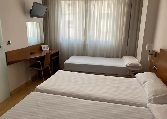 Longoria Plaza By Pandora فندق