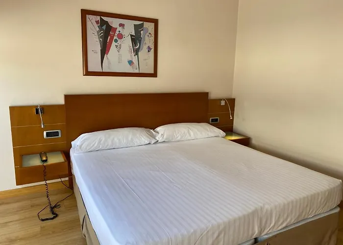 Szálloda Longoria Plaza By Pandora