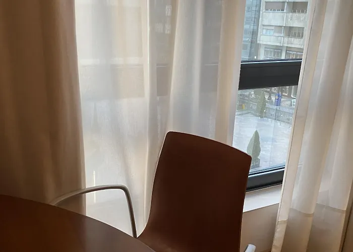 Longoria Plaza By Pandora 3* Oviedo