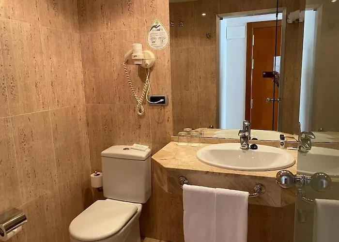 Longoria Plaza By Pandora فندق