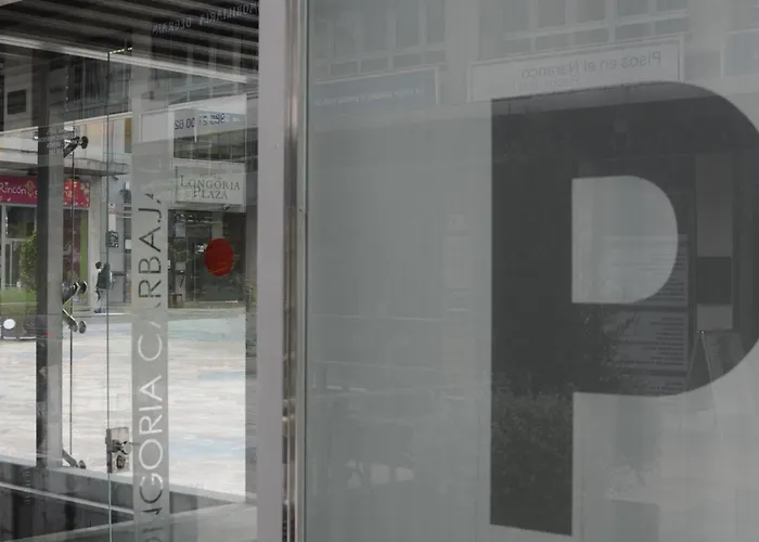 Longoria Plaza By Pandora اوفيدو