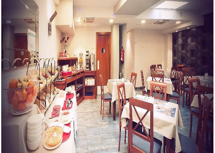 Szálloda Longoria Plaza By Pandora 3*